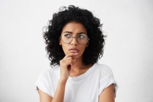 Woman wondering if her vanishing toothache is trouble