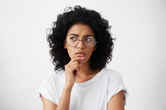 Woman wondering if her vanishing toothache is trouble.